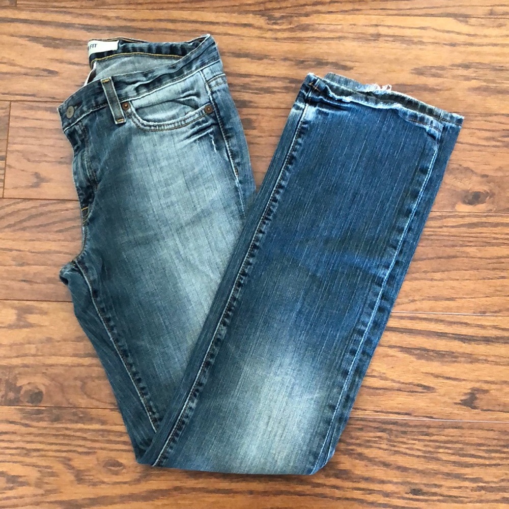 GAP slimfit stretch jeans. Size 4R. Straight leg.